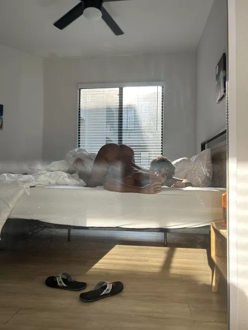 [19] What would you do if you found me on your bed? by BbLzz_