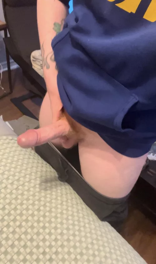 (25m) send a dm  by RedReditor67