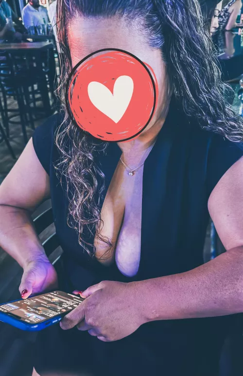 A little privacy please ;) by Shortandthicck2