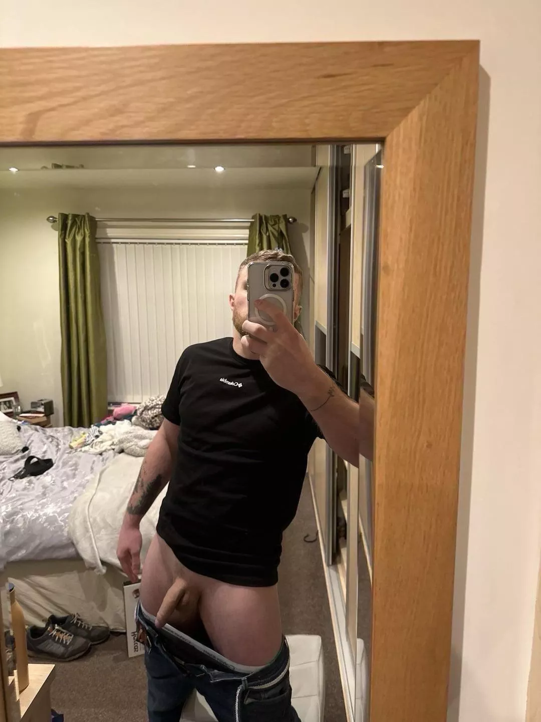 Age 28 Feeling cute might delete it later  posted by Electrical_Spare8068