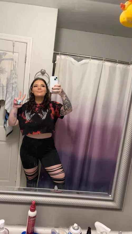 Anyone wanna help me cum? by MckameyRose