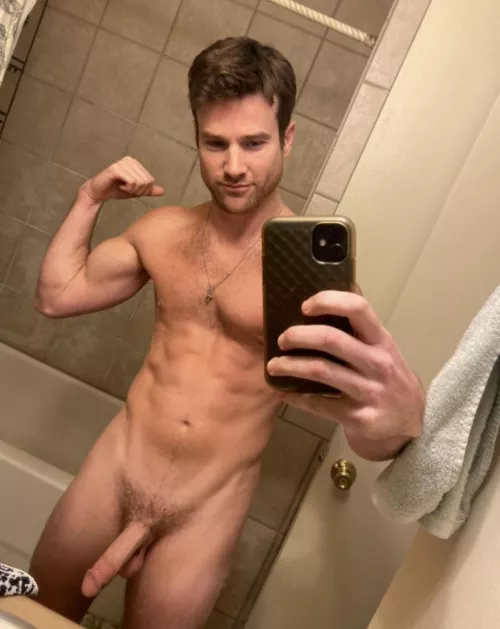 Can anyone lend a hand in the shower? by tantrichealing44