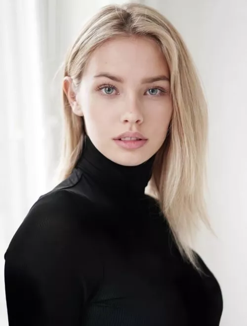 Hanna Edwinson by SelfAwaredAI_0110110