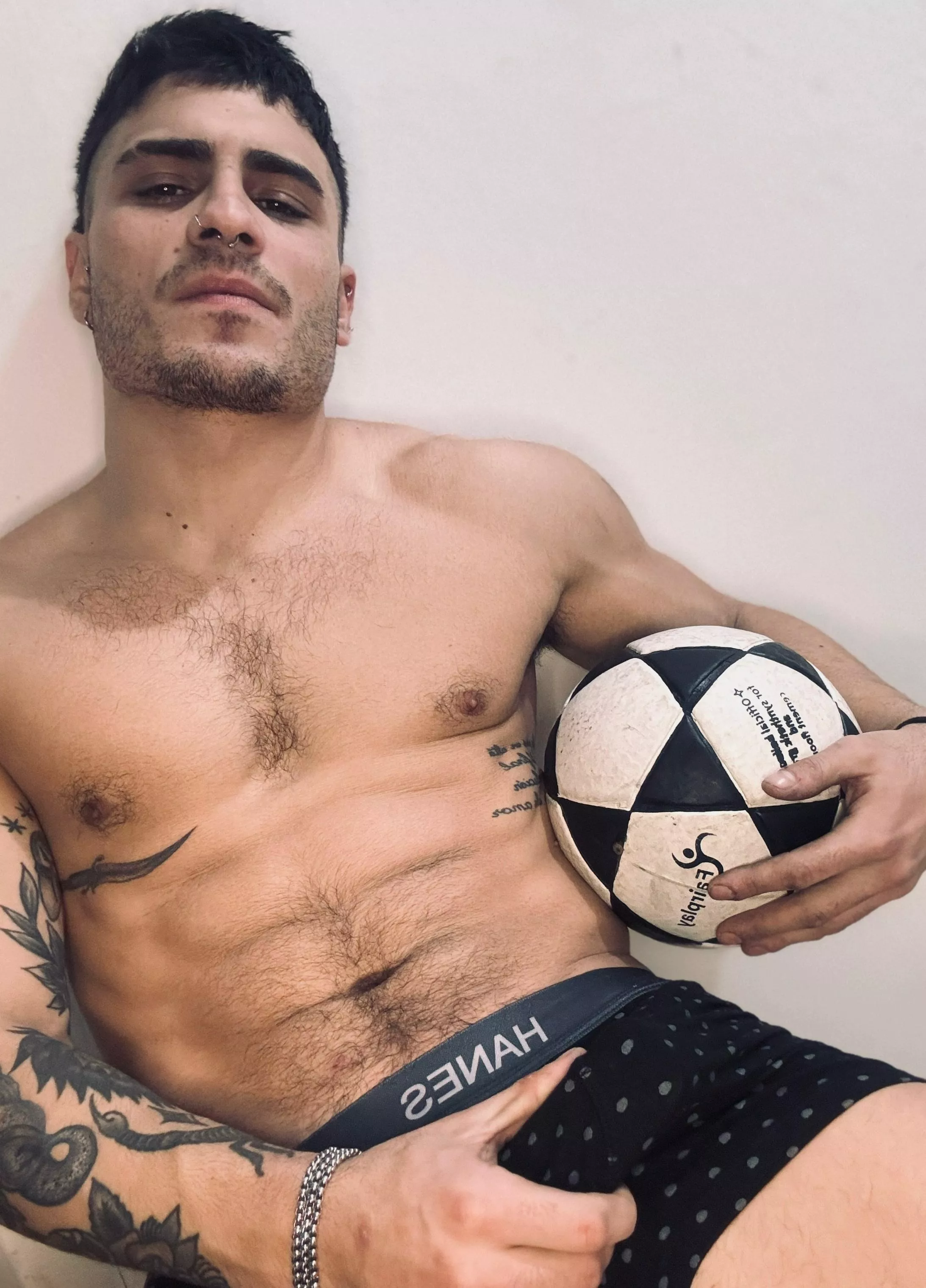 quench your thirst with my buffed body posted by OlieTheKing