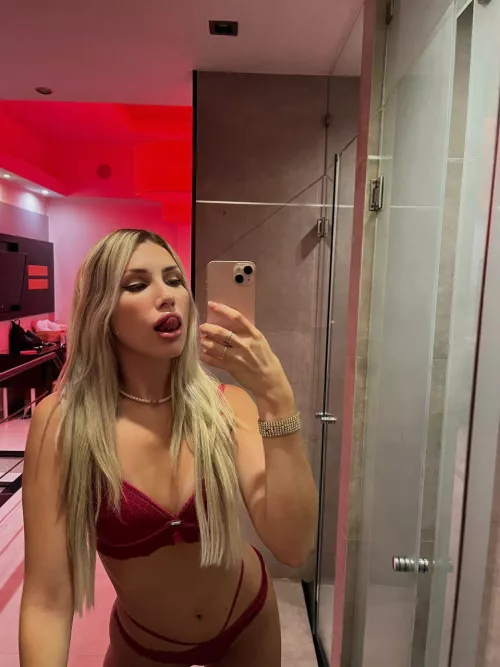 This is how slutty girl tease like 😋 by LunarLeia