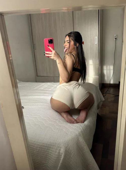 would you come over if I told you I'm home alone tonight daddy? 18f by MrCleansBleach