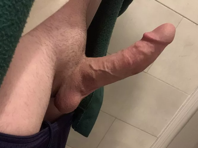 18yo boarding school senior — what’s your honest opinion? by WeekendJust4669