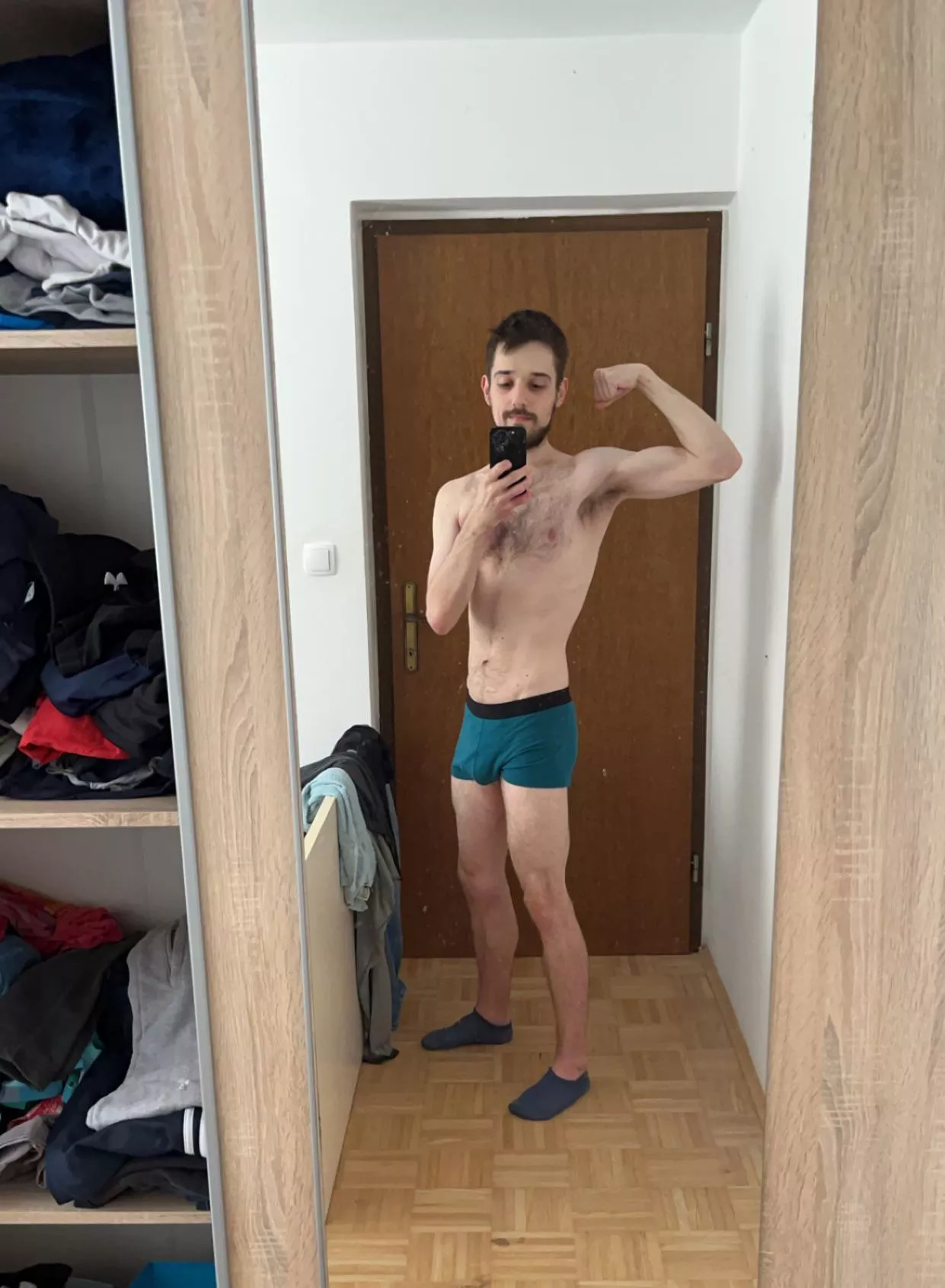 23| need a bro posted by xqboy