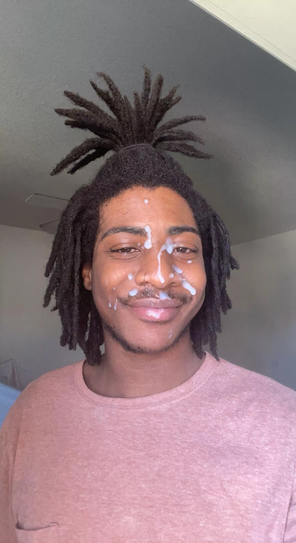 Any CUMpliments ?  posted by FacialKing__