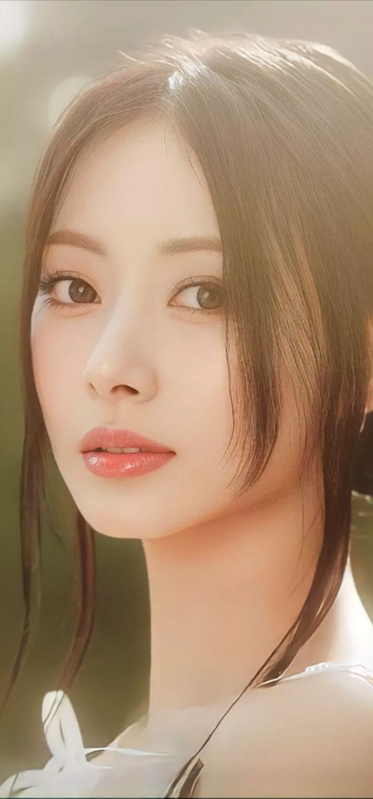 Chou Tzu-yu posted by Skyline_Drifter