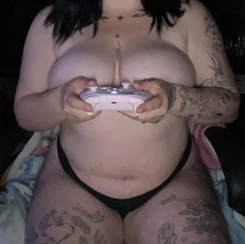 Grab my hips like I’m your favourite controller 😉 by Tara_6990