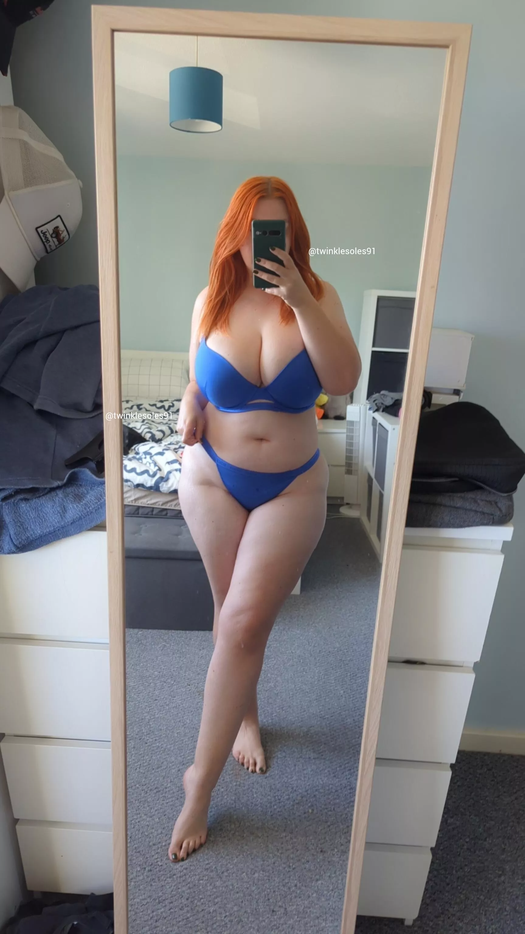 Hope you're not feeling blue because the weekend is over posted by Twinklesoles91