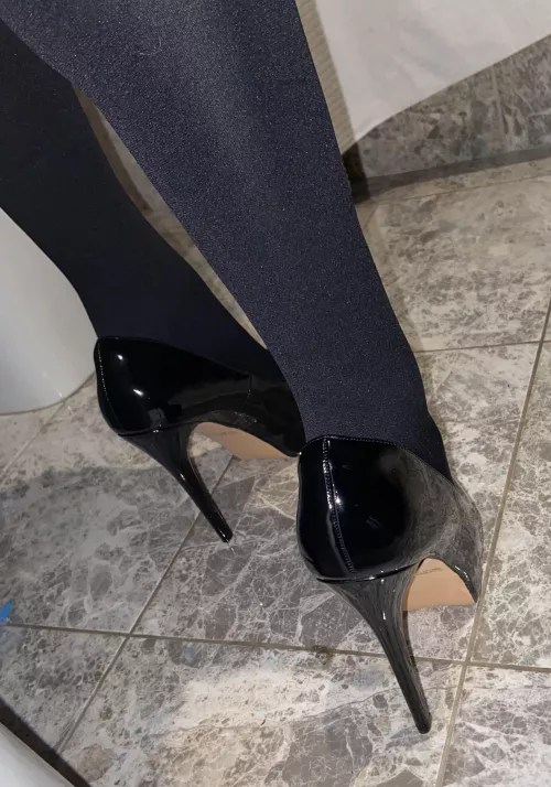 Love these black pumps by DarkStormDraco123
