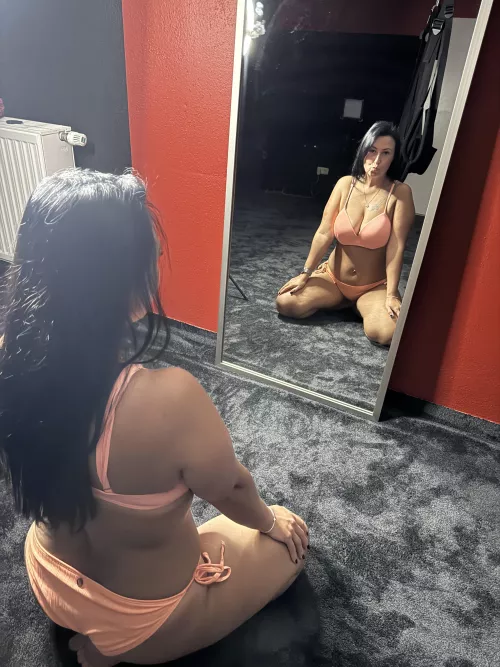 Mirror moment by PatternPleasant9786