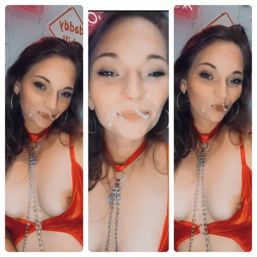 My husbands friends leave me like this 🙈 by PrettiPlut0