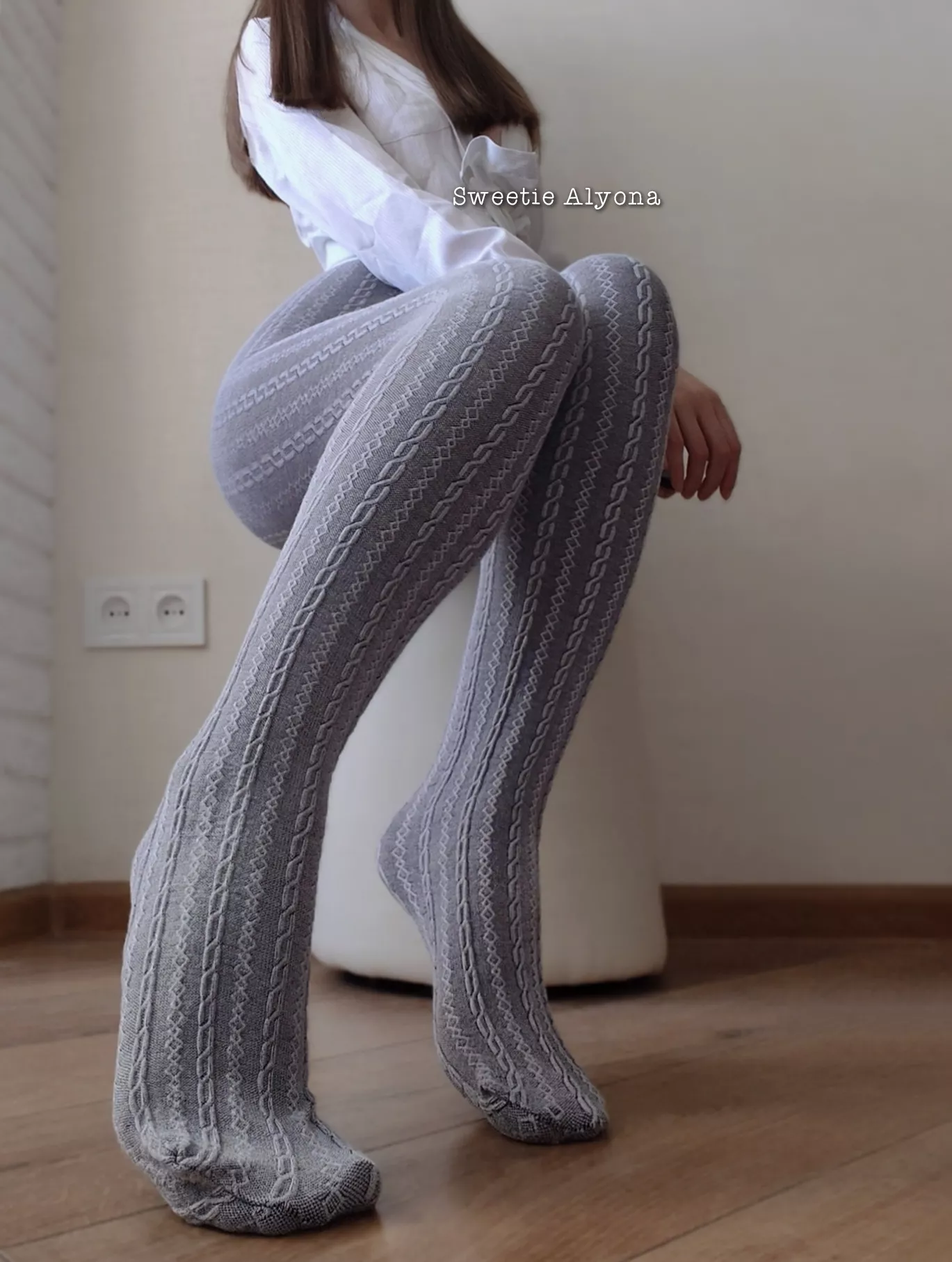 My new tights posted by SweetieAlyona