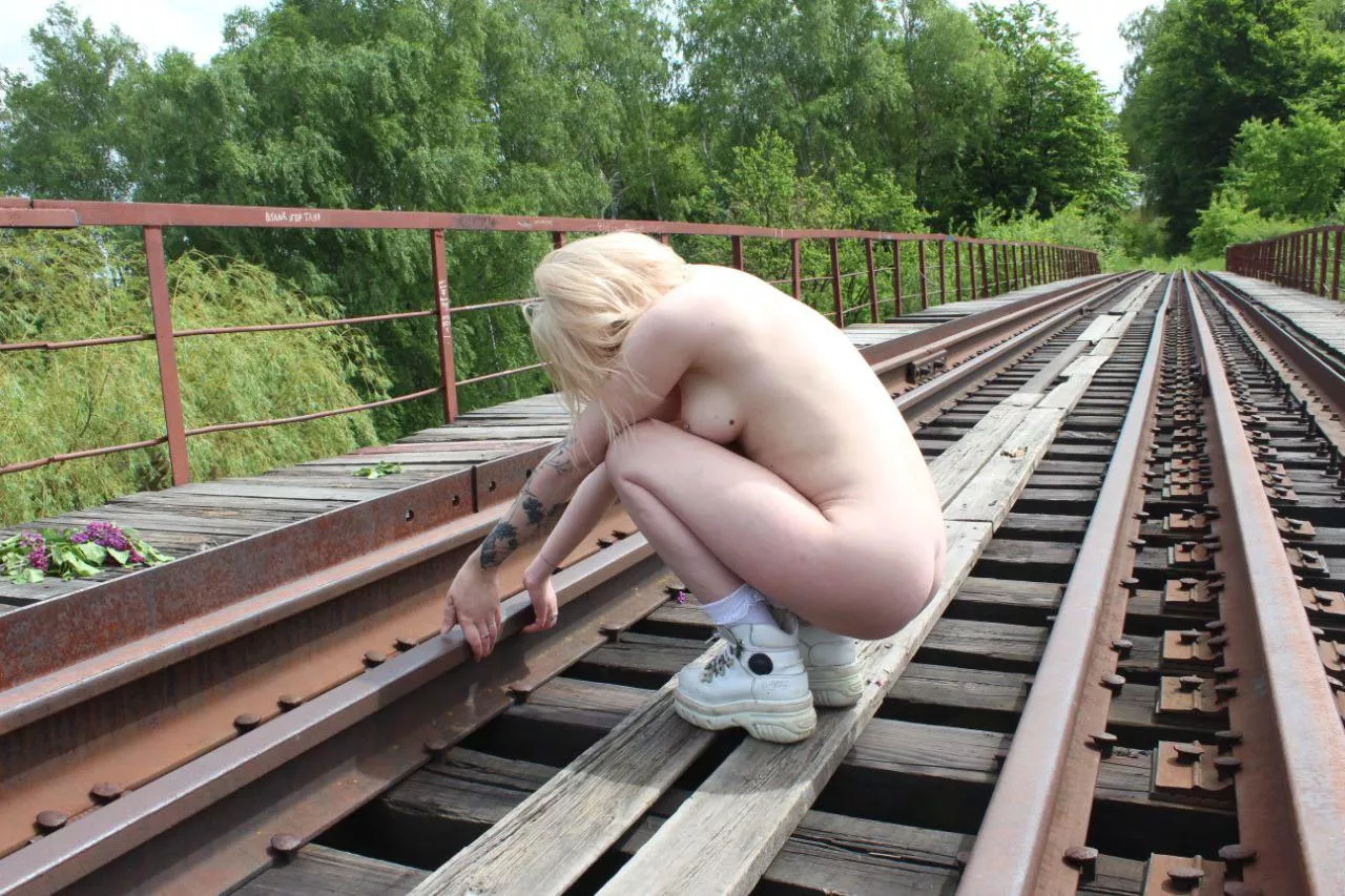 My train is running late again posted by yourbabygirl9