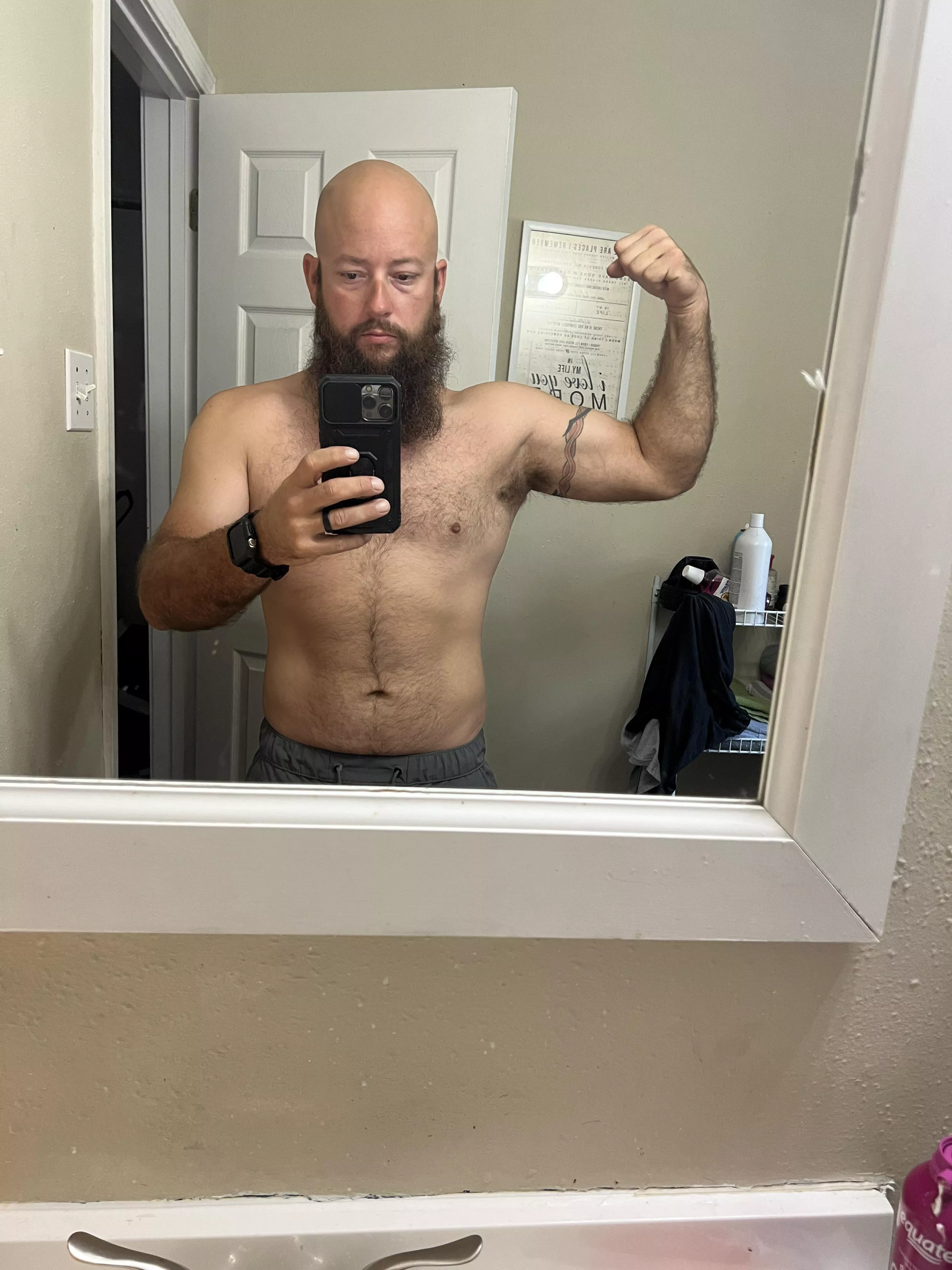 Pumped about my weight loss journey!  posted by bluecollartreeguy1