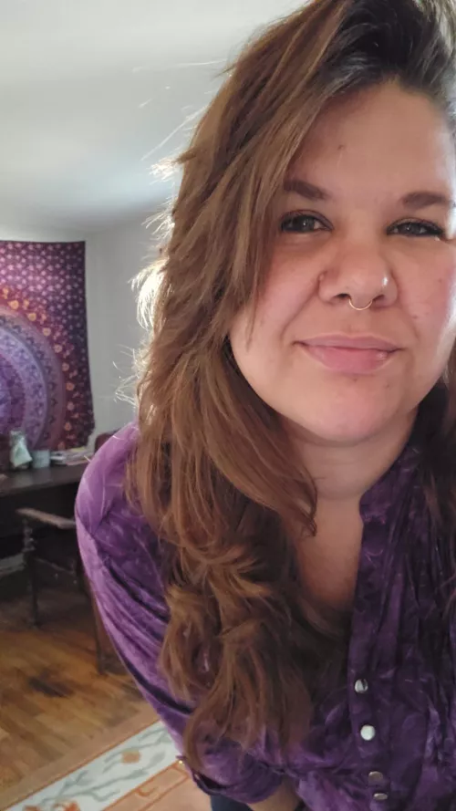 Really like what my hair is doing in this pic by Missus_Stackedblouse