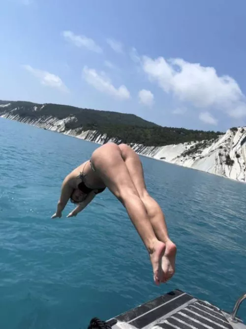 Say beautiful view by Honey_Pleasure