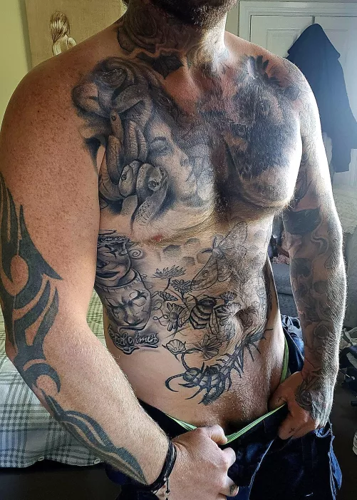 Would you play with this blue collar daddy after work ?? by theguynextdoorr33