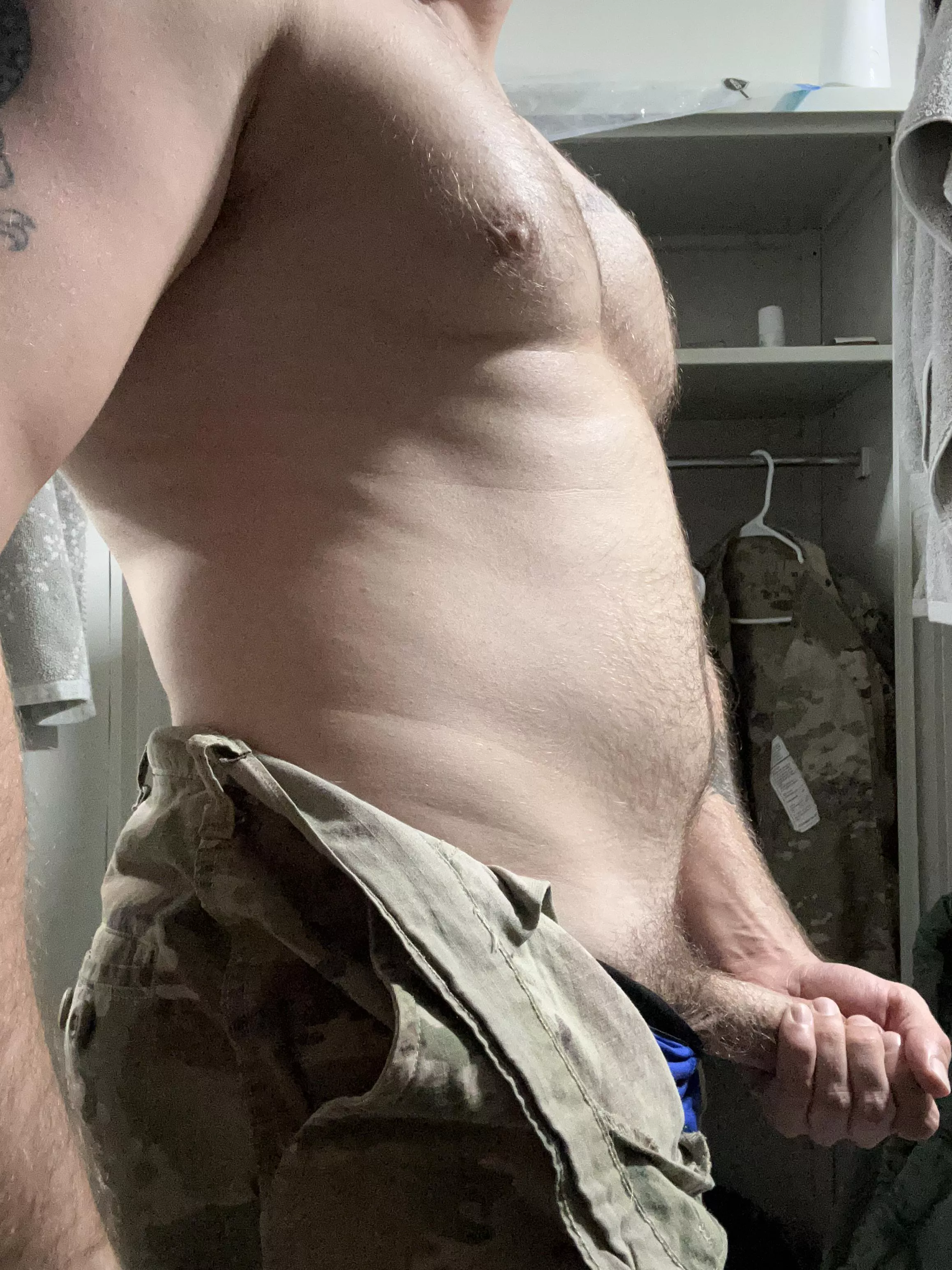 (31) Dad bod that serves  posted by Agile-Leopard-2713