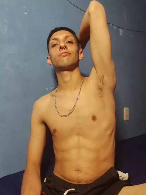 after the gym, would u rather suck it or smell it ? by alexzaynx