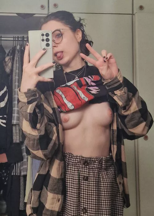 Best tits shouldn't be huge, are they by MereOasis