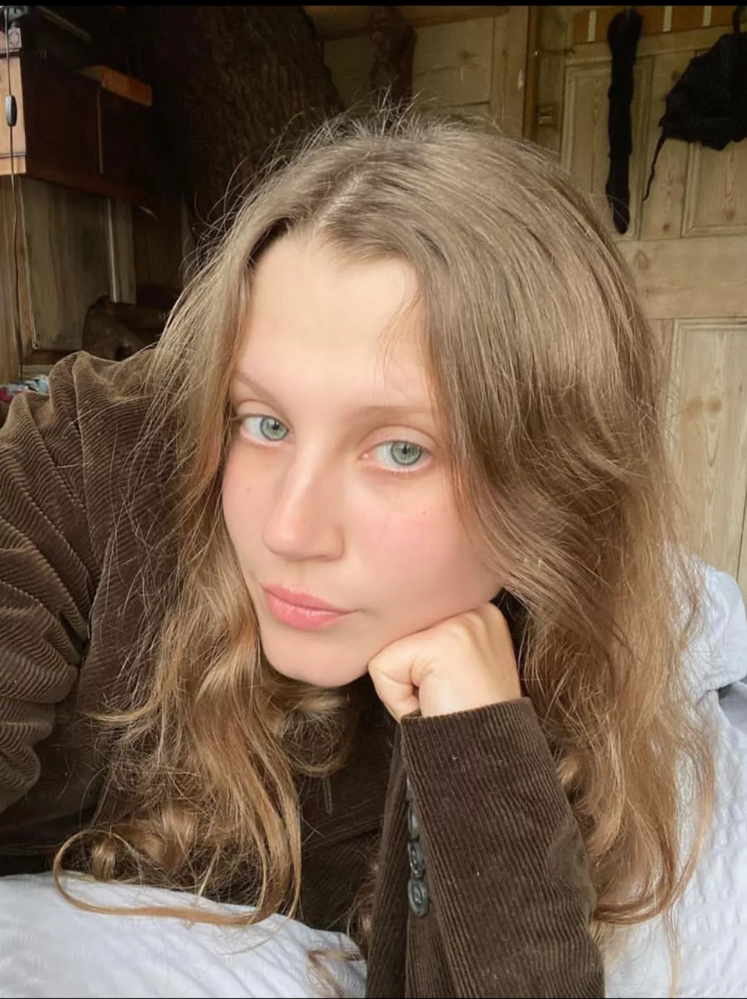 Burgundy beauty  posted by SeaExample6745