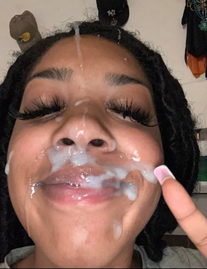 Cum facial  posted by Desperate-Weight767