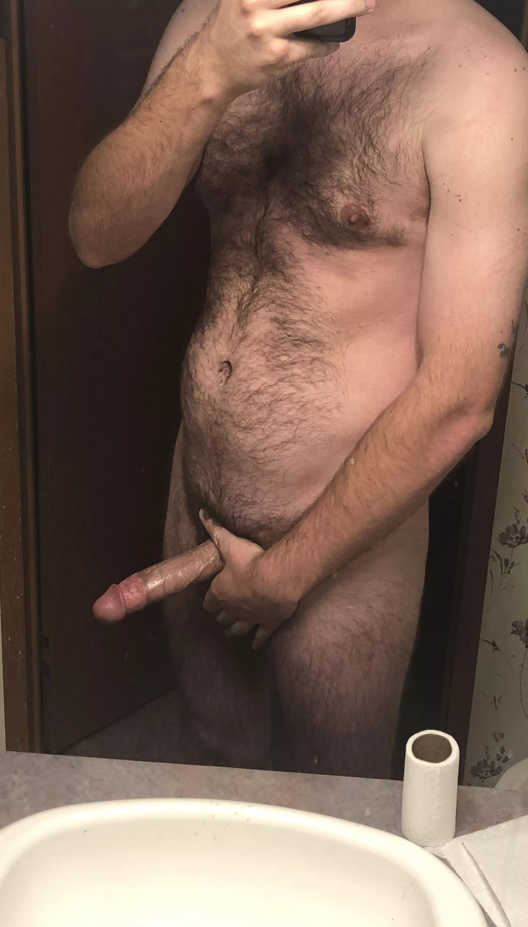 Getting ready before I start my Uber eats night👅 posted by 06Tibby88