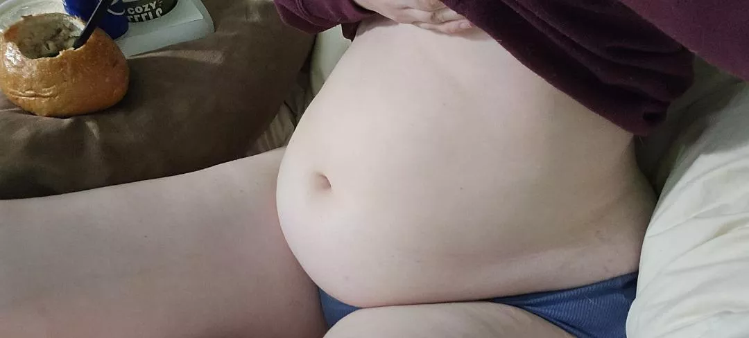 I adore being well fed 🤤🥰 posted by Piplupusesreddit