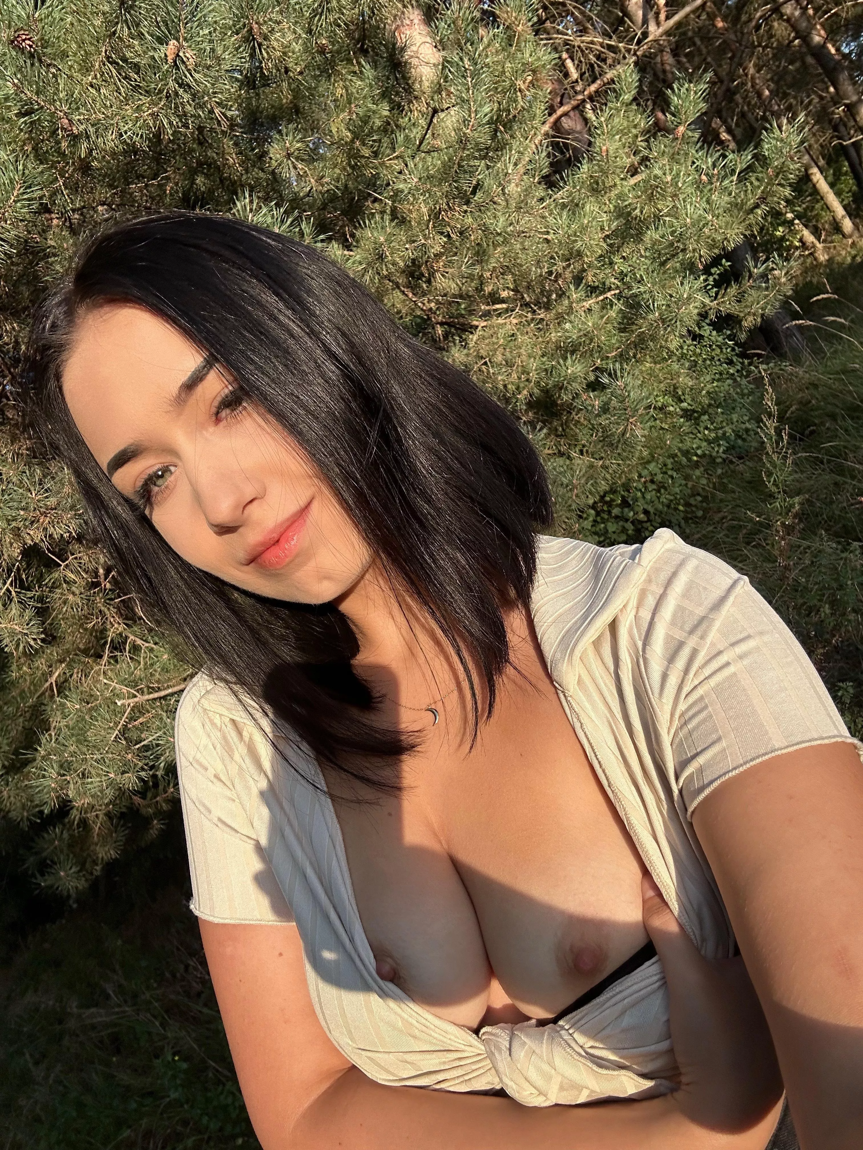 modest selfie in the park posted by incrediblehaze