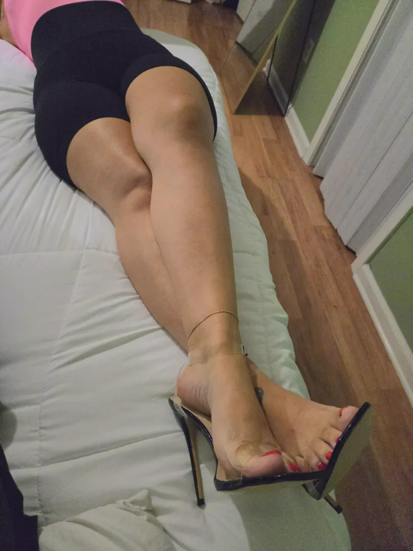 Monday mood (f) by Abigail37C