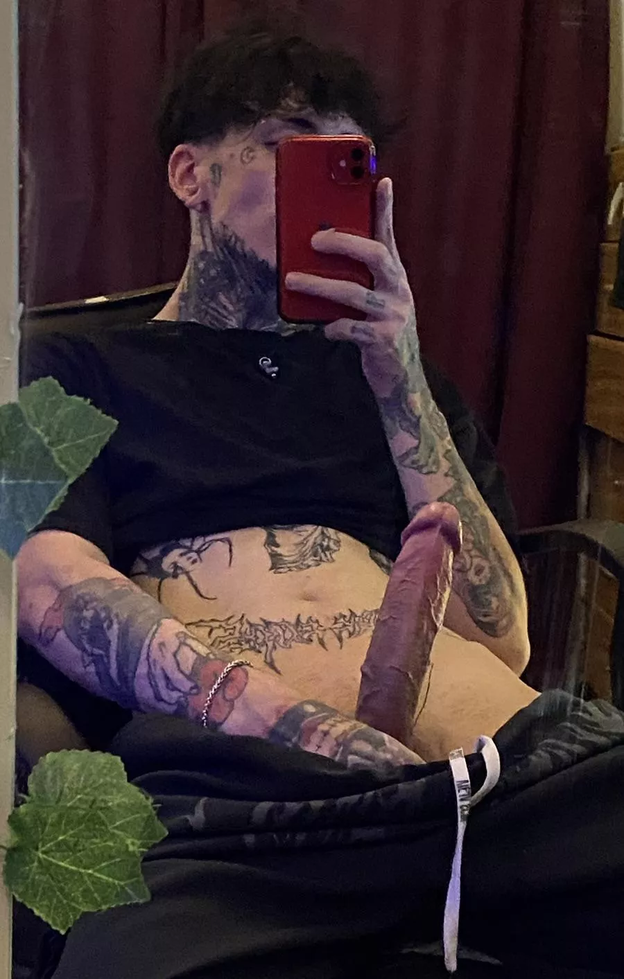 Now describe my cock in one word😏 posted by Scottyqk