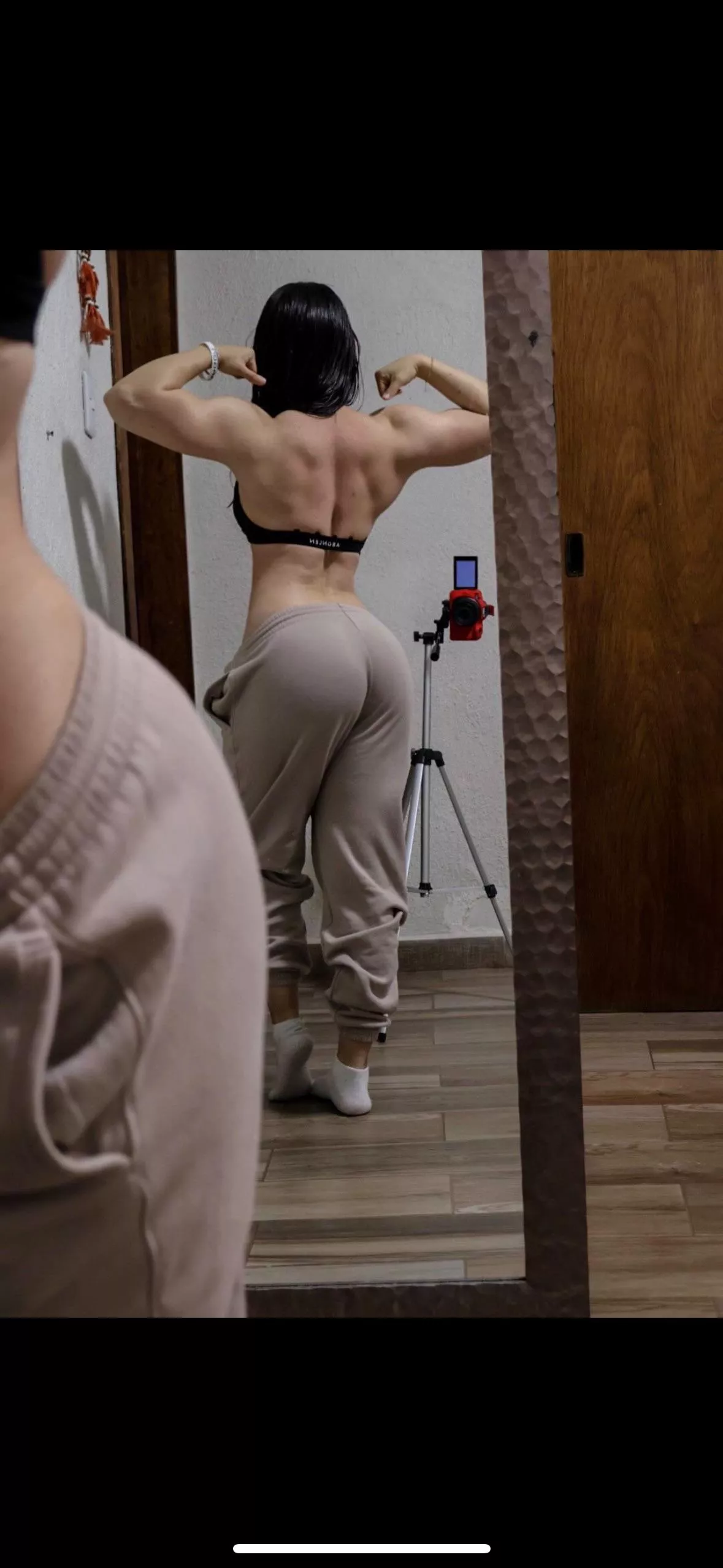 She lit  posted by SupportLumpy8182