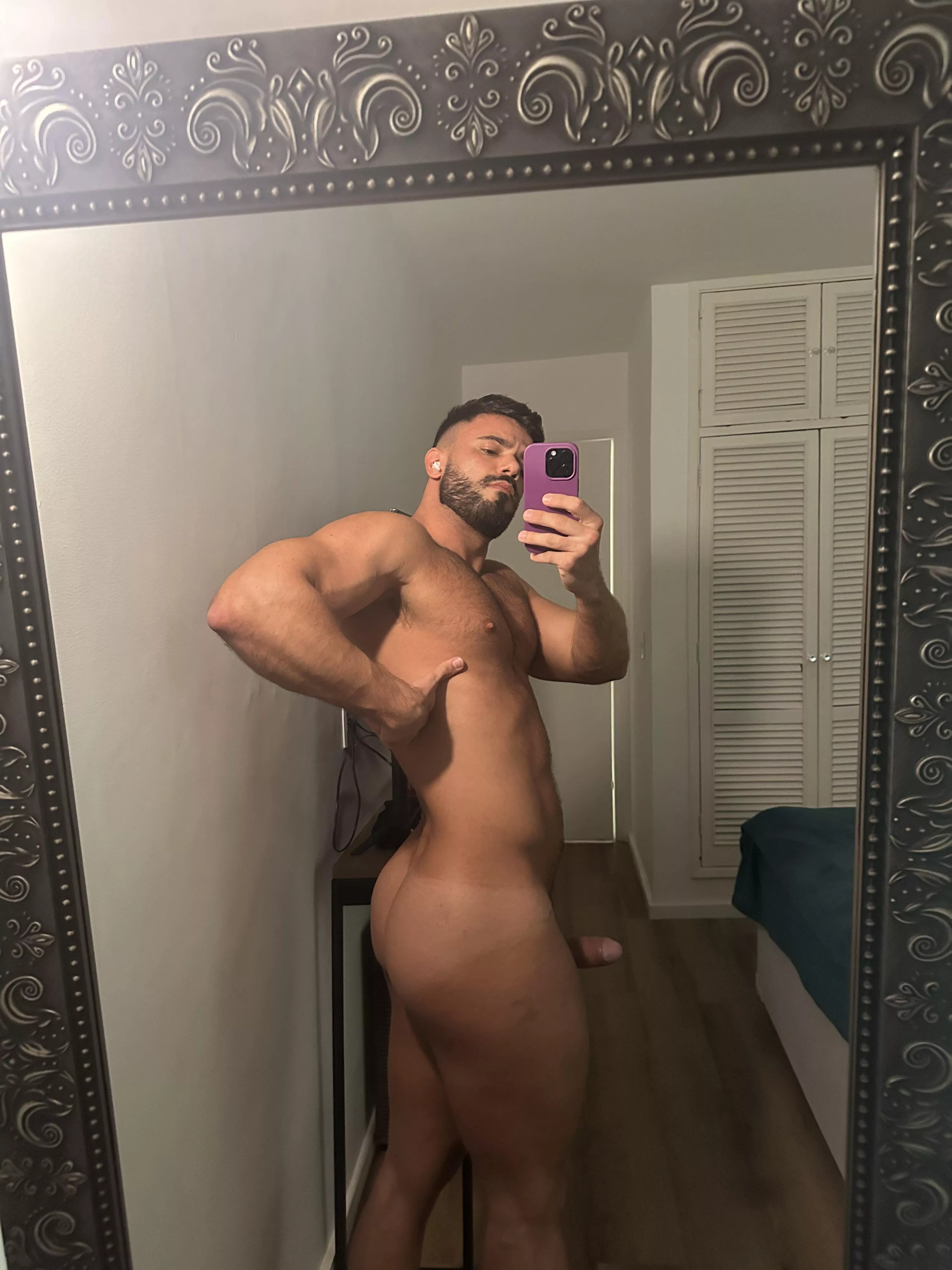 Sniff sniff posted by italofassin