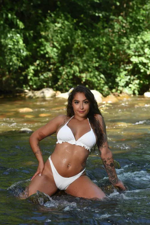 Sun kissed by _Flinbo