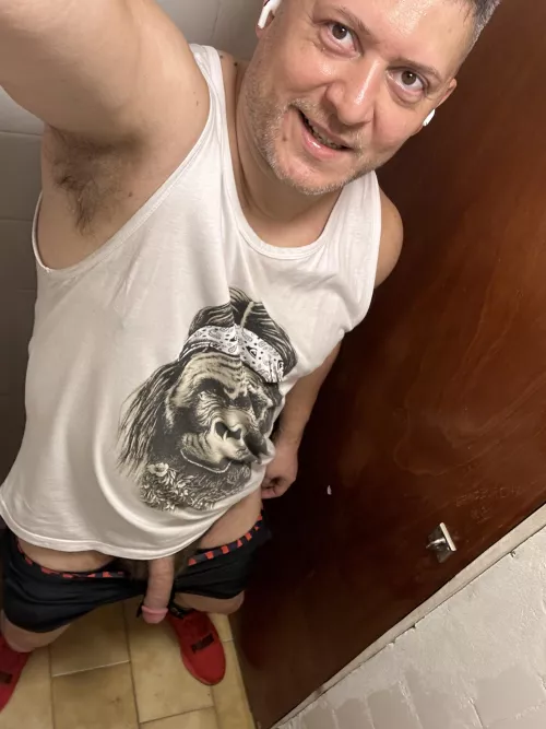 Alone and playing like that ... don't you come for a while? by ROD_ARG32