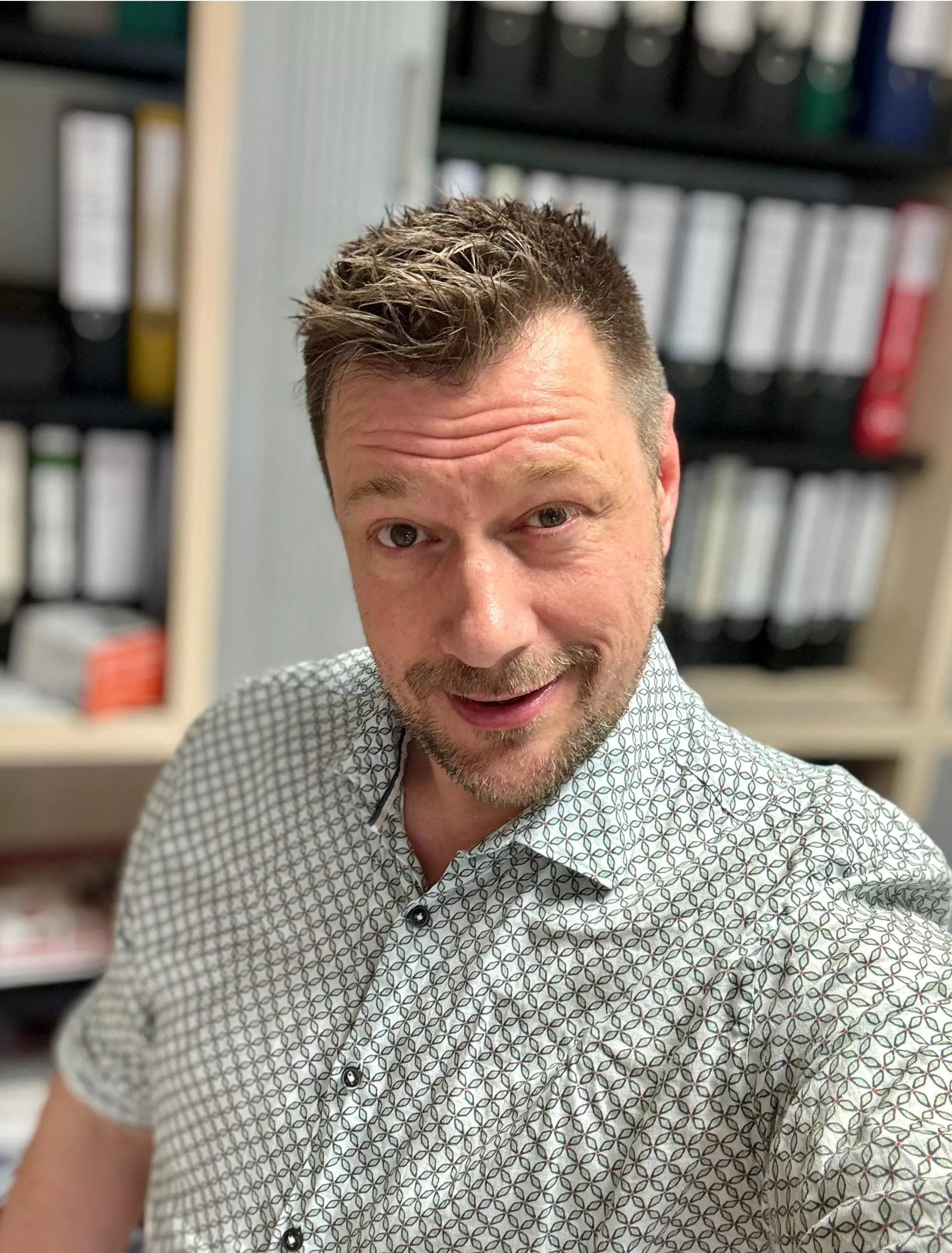 Beard away or leave? posted by MatthiasSunshine