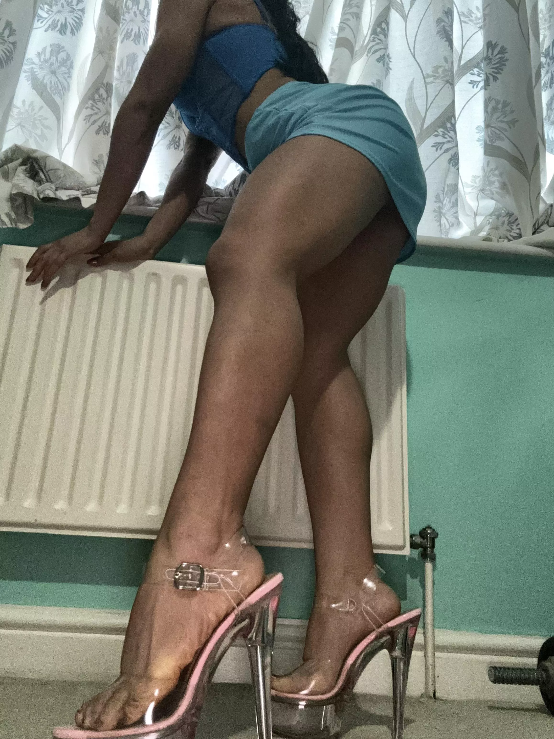 Can I show you how slutty I get in my 6 inch heels? posted by bbygirllxoxo