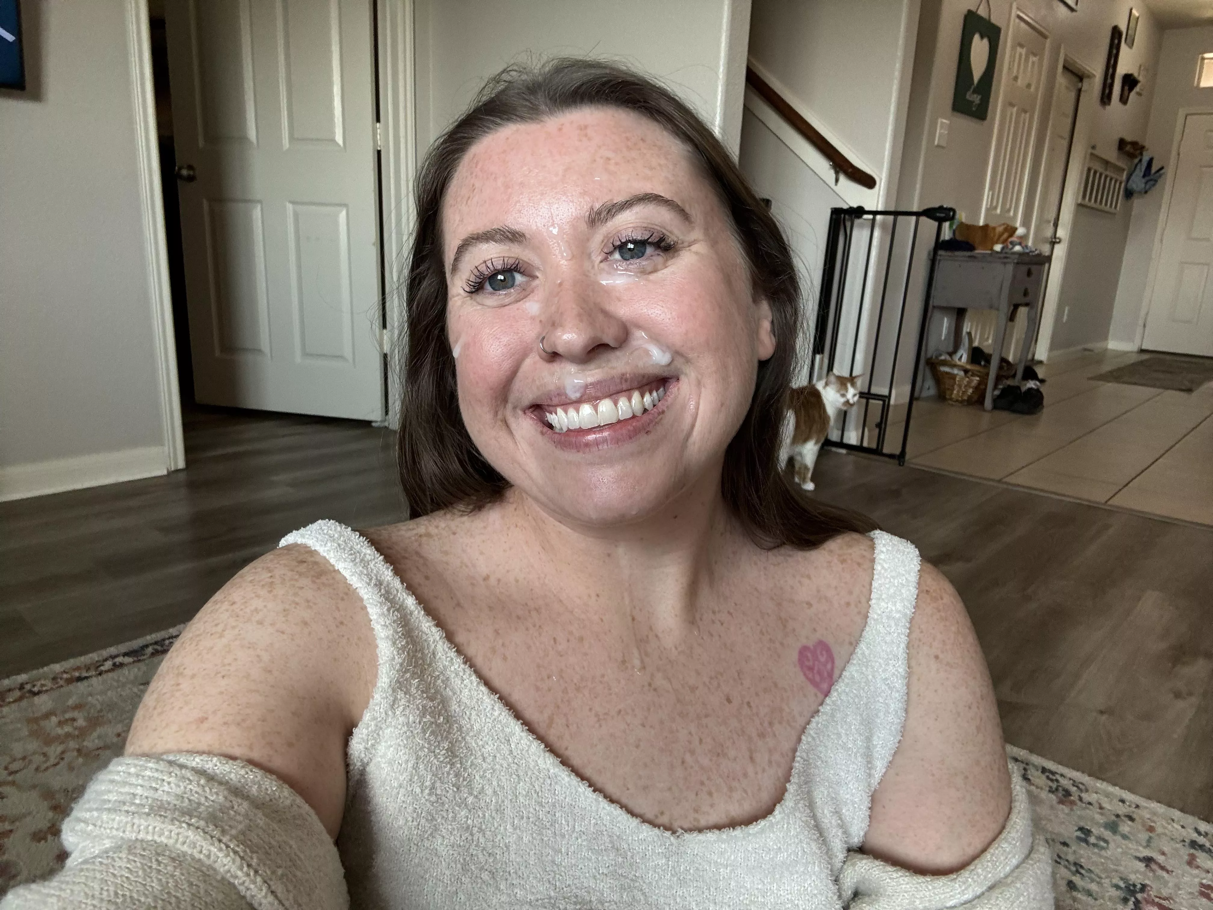 Cum always puts a smile on my face  posted by rawfldn