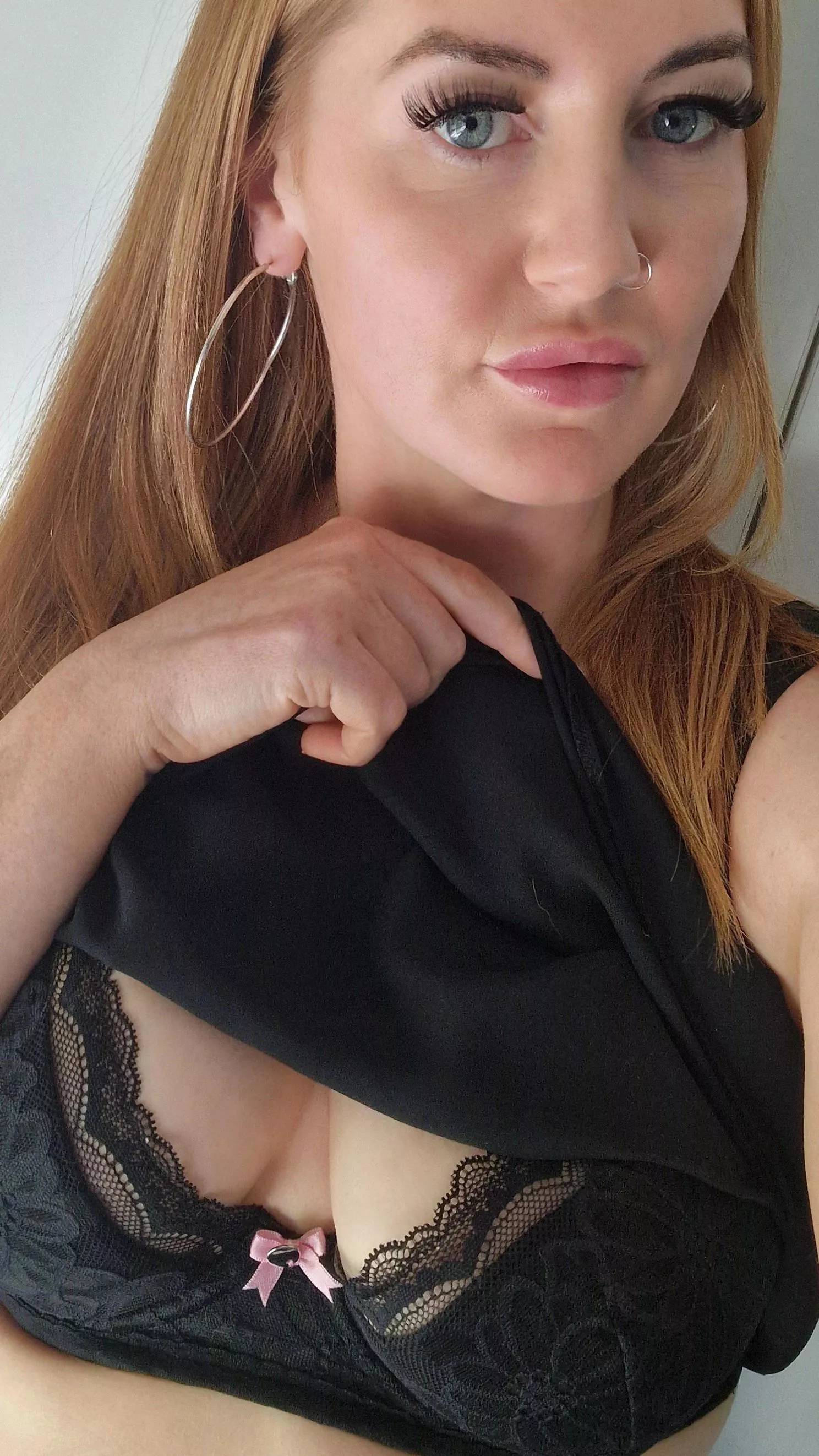 Firey redhead milf [IRTR] posted by clarrisacrystal