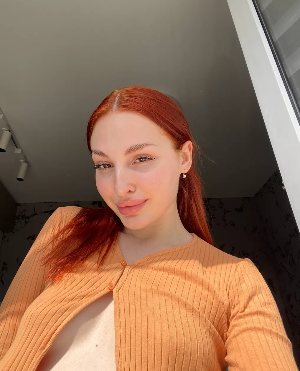 Help me get a good Friday pls [IRTR] posted by busythicc