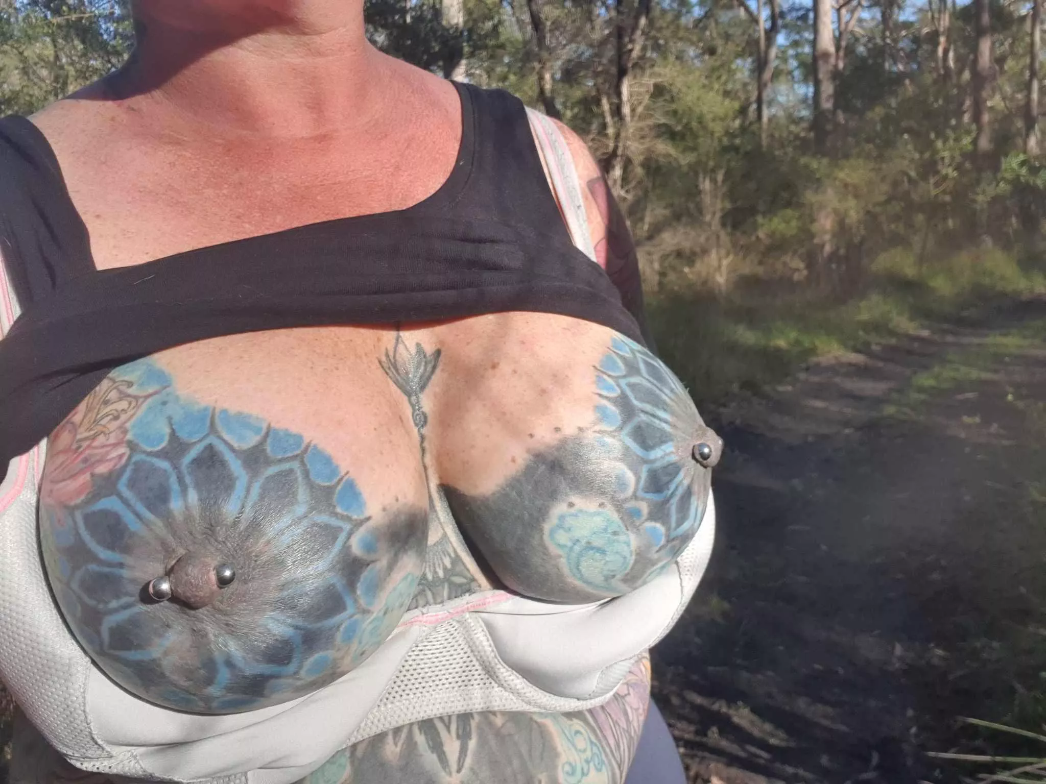 Just a selfie on my morning walk. posted by hiddensecretink