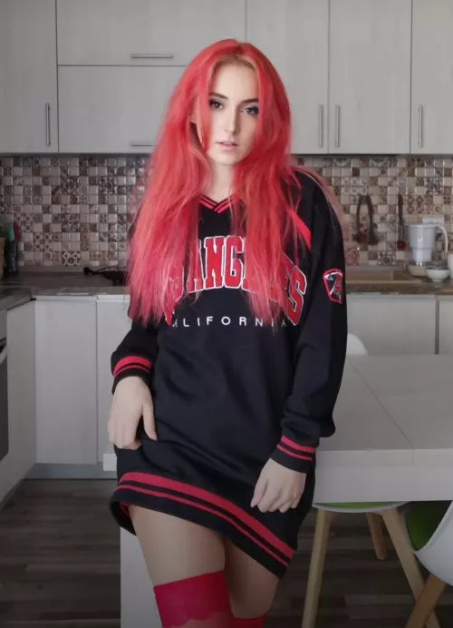 Neon red... Yes or no?  by miremi137