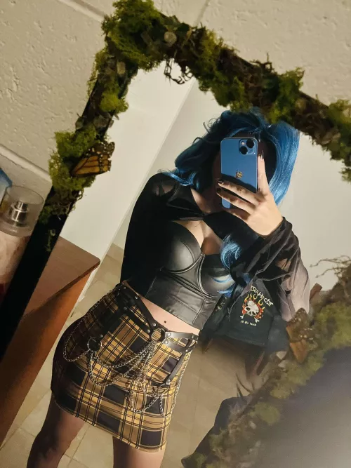 New outfit for my leather top, how does it look? by SuccessfulFlower2047