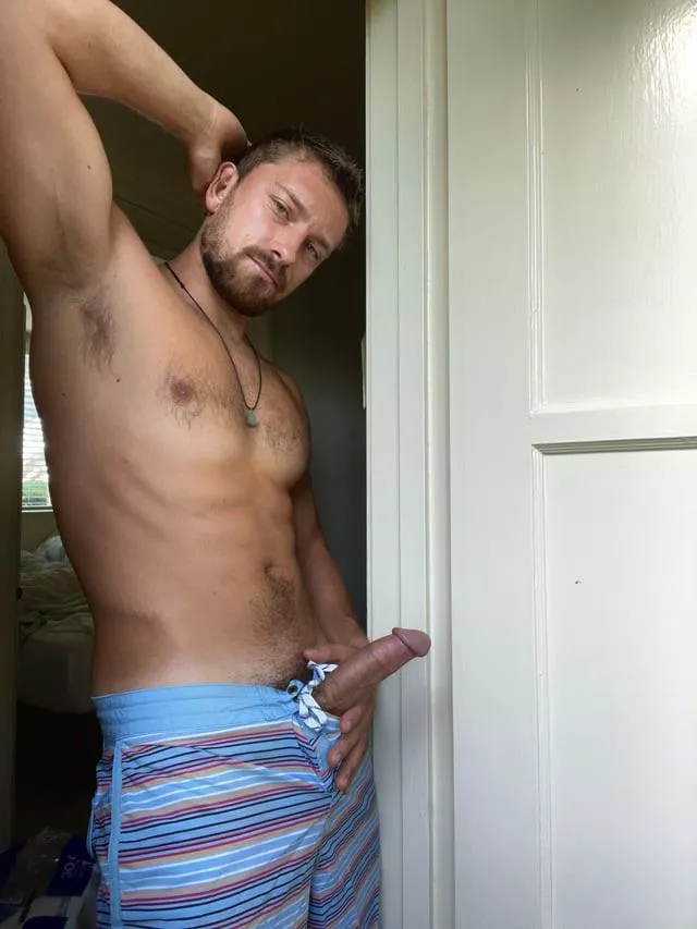 Ready for the beach? 😋🥵 posted by kracken278