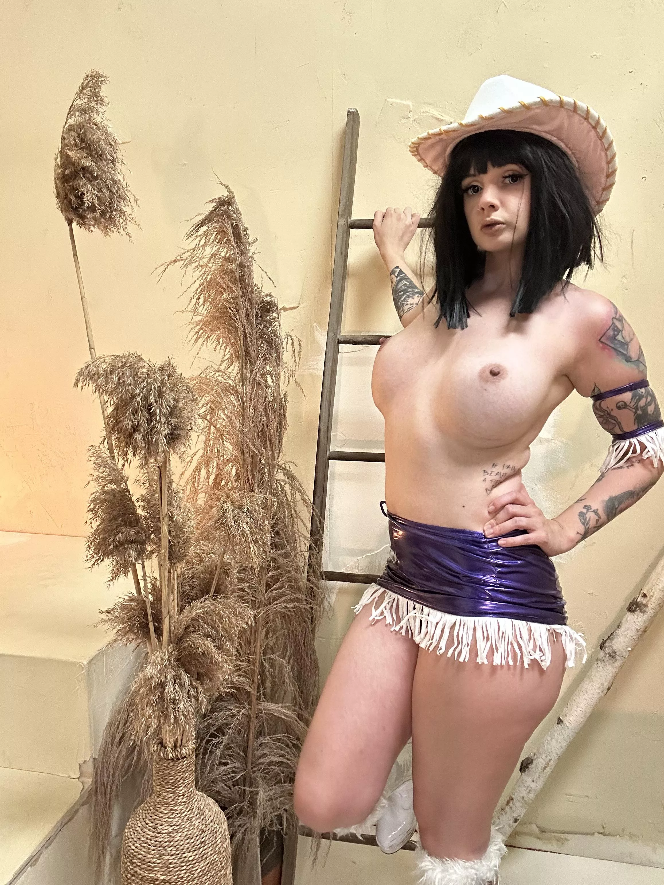 Robin by ElizawitchCosplay  posted by ElizawitchCosplay