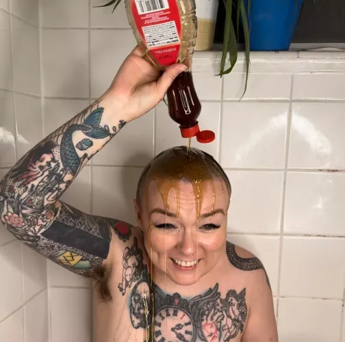 Soooo sticky! by feliciafisherx